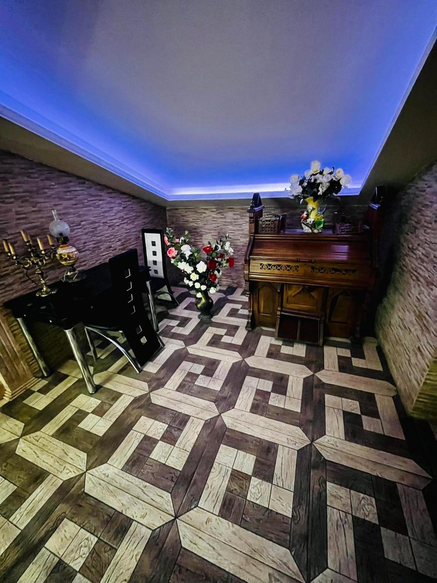 Lux Palace Hotel Kutaisi Dış mekan fotoğraf