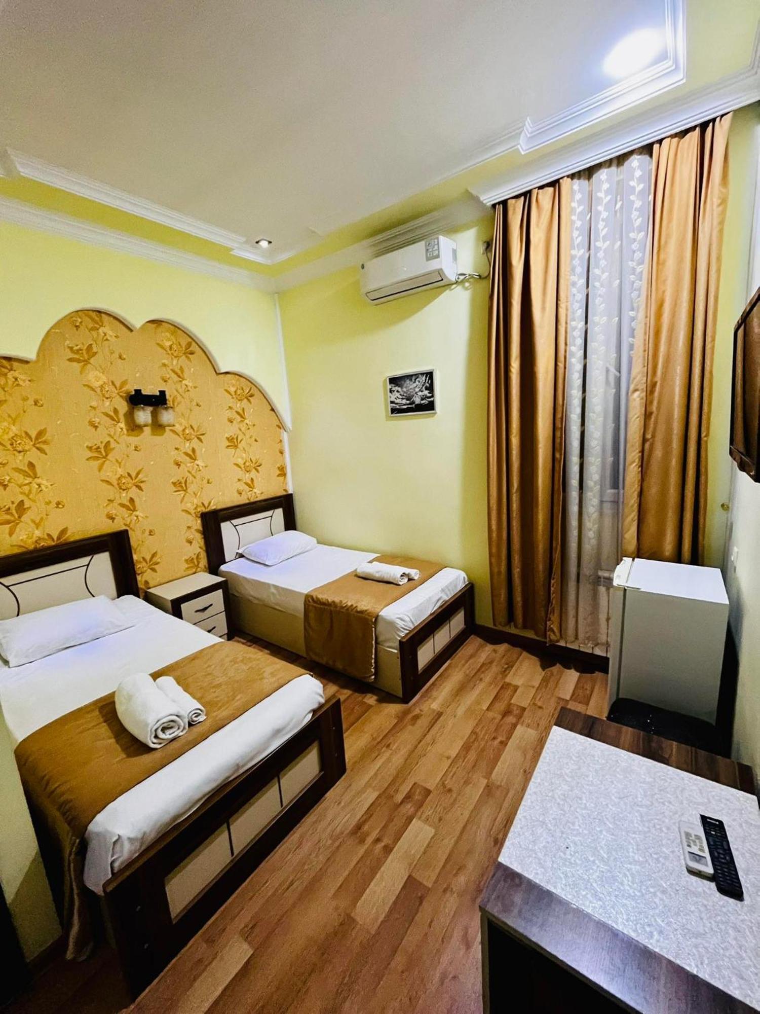 Lux Palace Hotel Kutaisi Dış mekan fotoğraf