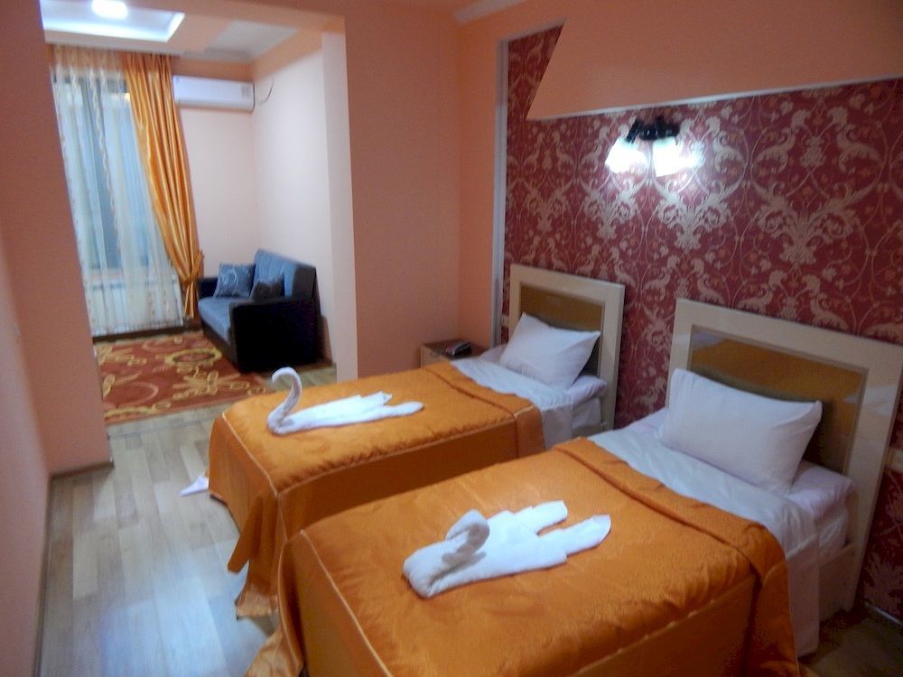 Lux Palace Hotel Kutaisi Dış mekan fotoğraf